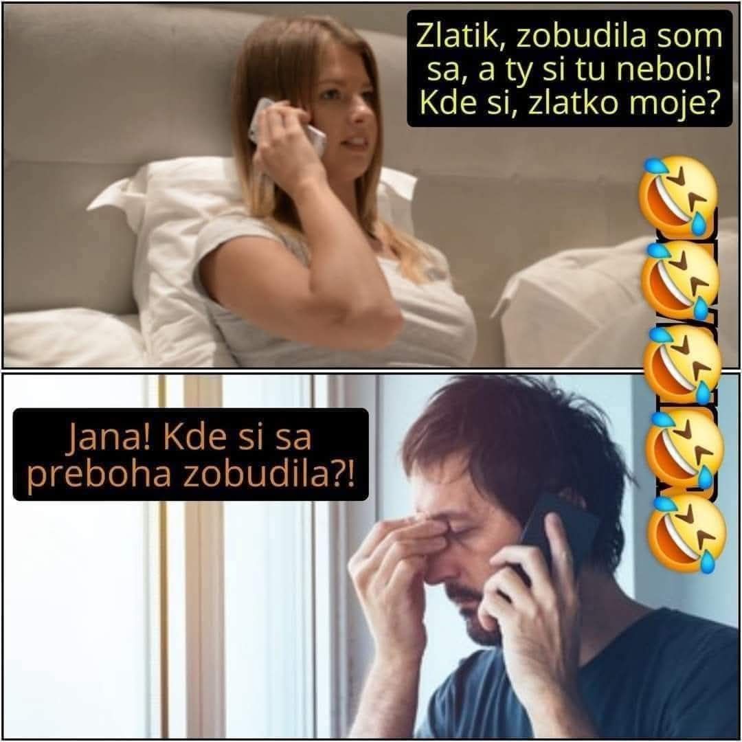 Žena telefonuje v posteli, muž prekvapene reaguje s otázkou.