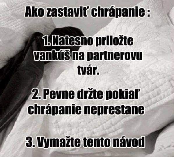 Humorný obrázok s návodom, ako prestať chrápať pomocou vankúša, obsahuje vtipné inštrukcie.