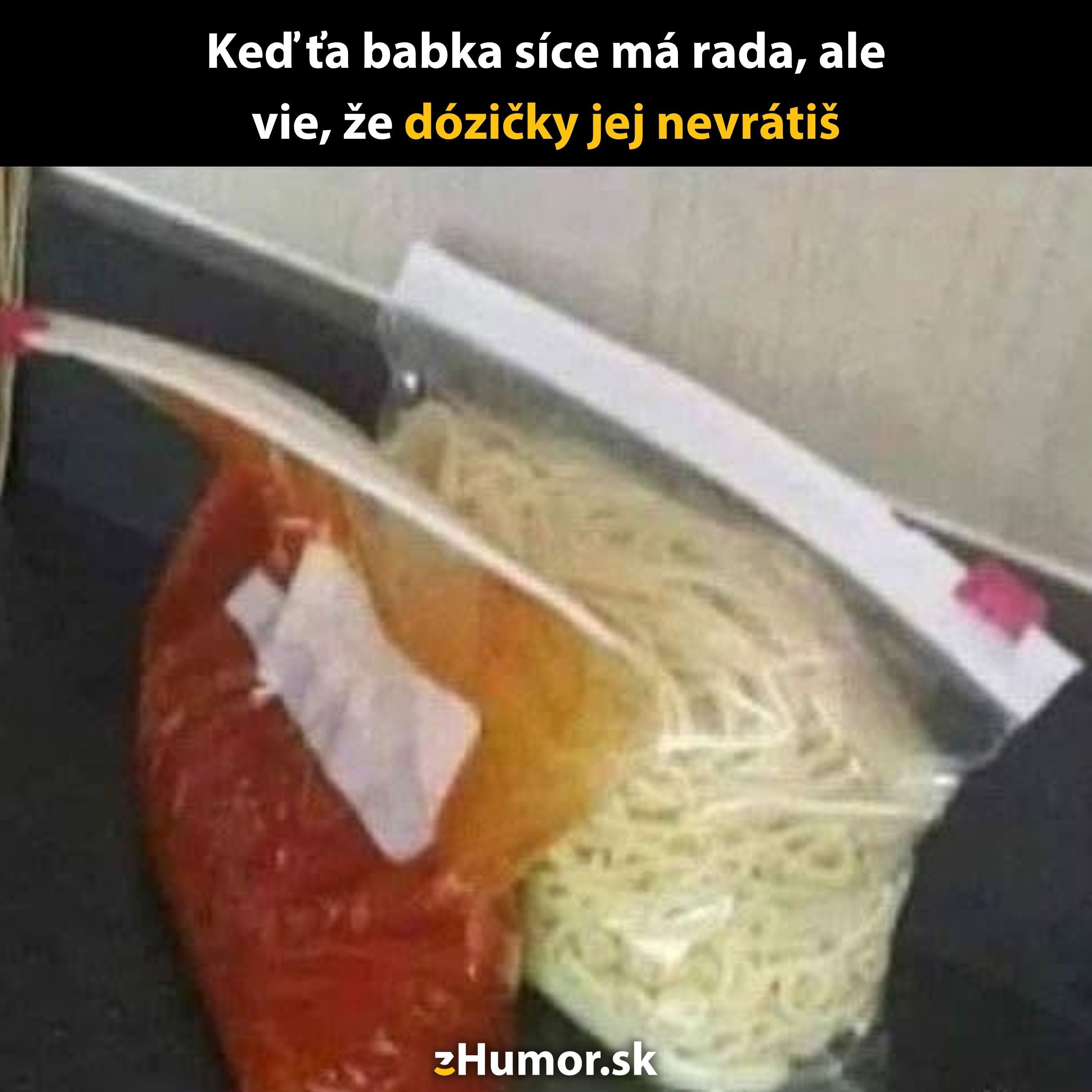 Babička posiela jedlo v sáčkoch, aby si jej dózy konečne vrátil.