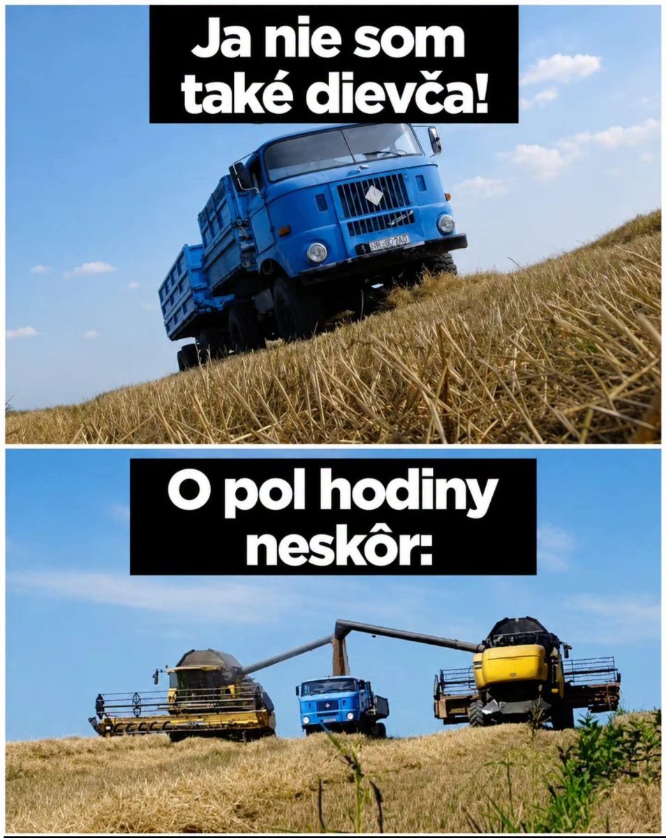 Modrý nákladný automobil na poli, následne obsluhovaný dvoma kombajnmi pri zbere úrody.