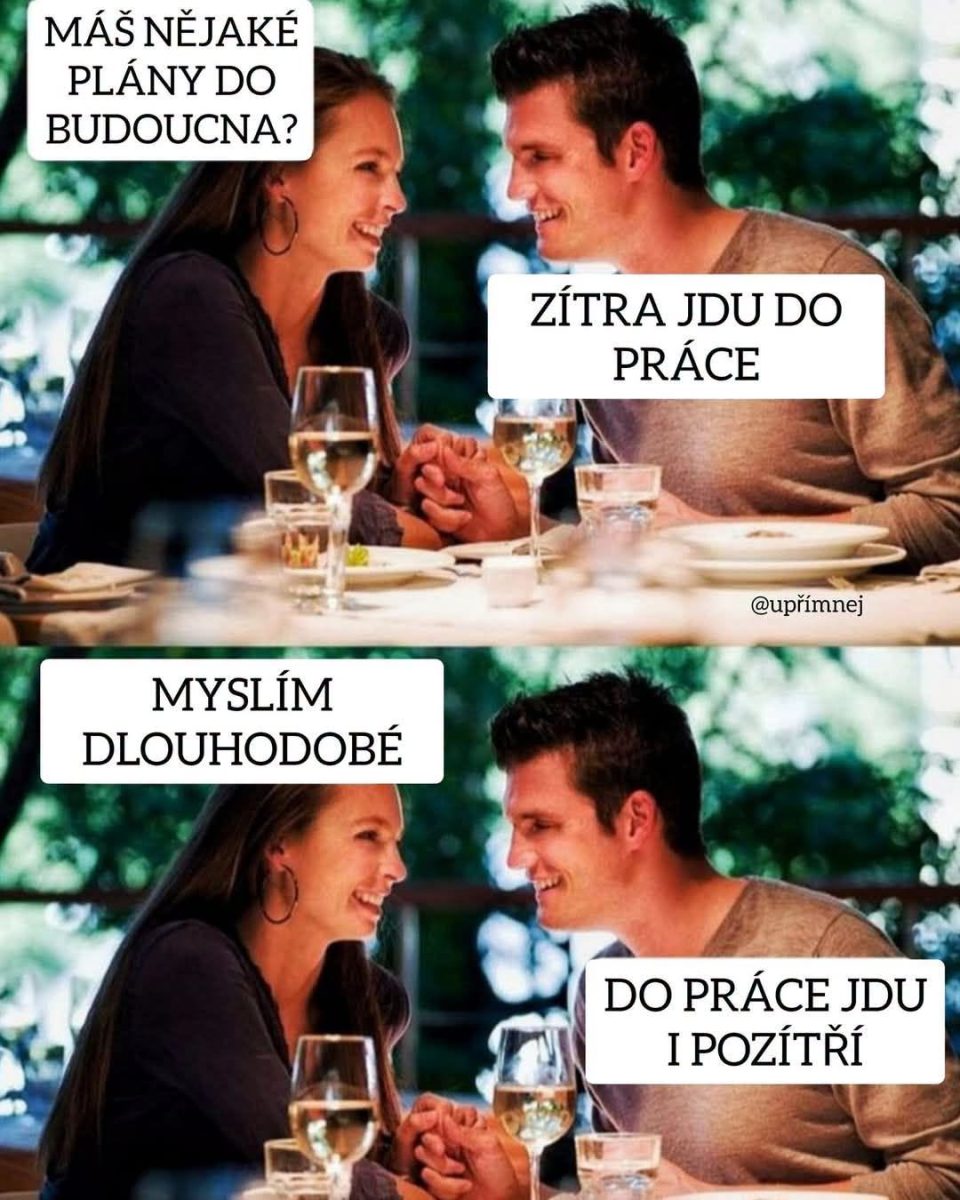 Pár sa smeje v reštaurácii, konverzujú o plánoch do budúcnosti. Ona sa pýta, on hovorí o práci.