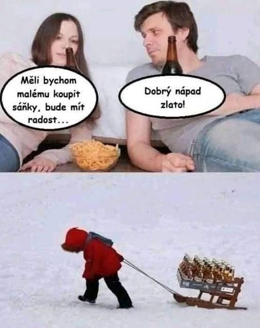 Pár diskutuje o kúpe sánok, dieťa ťahá sánky plné piva po snehu.