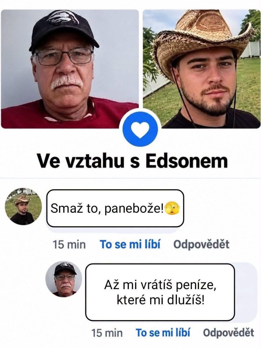 Starší a mladší muž vtipne diskutujú na sociálnej sieti o vzťahu a dlhoch.